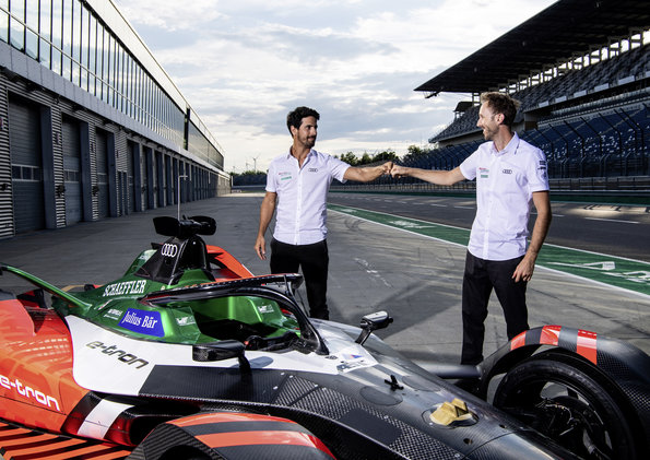 Lucas di Grassi y René Rast compiten por Audi en el Campeonato del Mundo de Fórmula E de la FIA