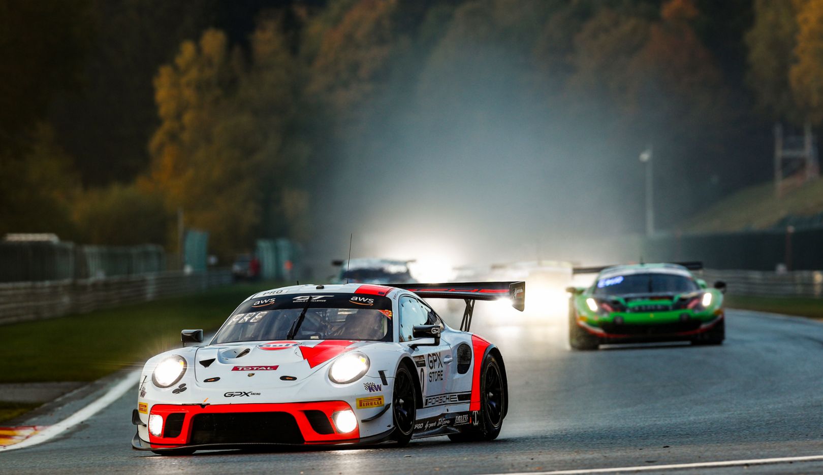 El mejor Porsche 911 GT3 R comienza la carrera de 24 horas desde la sexta posición