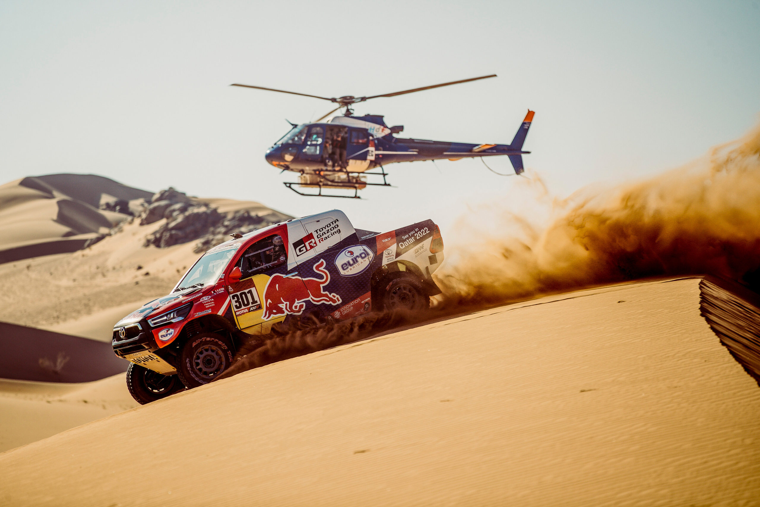 El tres veces campeón Al-Attiyah logra la victoria en la segunda etapa para avanzar