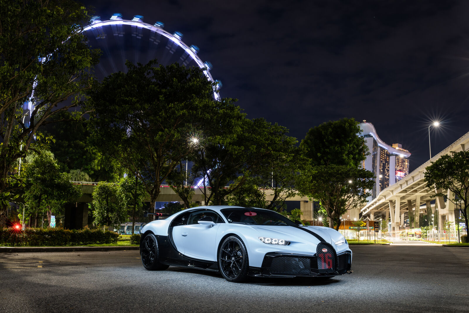 Bugatti refuerza su presencia en Asia con el primer showroom en Singapur