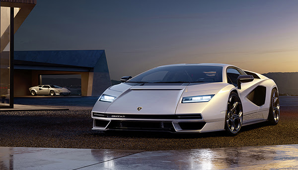 Countach LPI 800-4    El futuro es nuestro legado