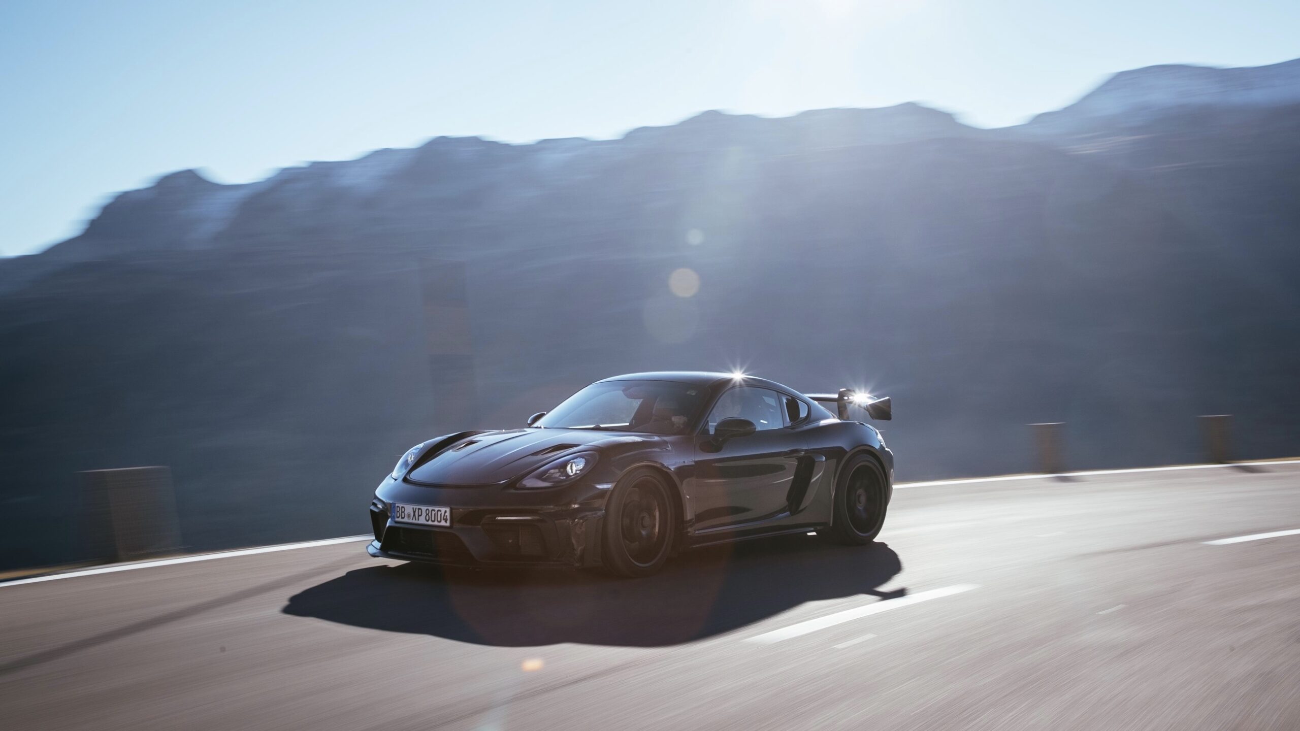 El nuevo Porsche 718 Cayman GT4 RS