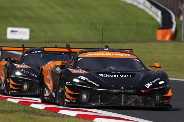 McLaren GT3 EVO demuestra un ritmo ganador en la ronda del WEC de Fuji