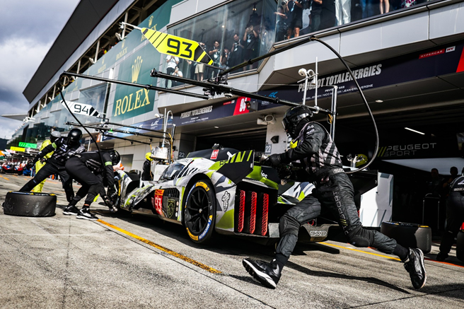 24 Horas de Le Mans: ¡El equipo Peugeot TotalEnergies al pie del “Monu…Mans”!