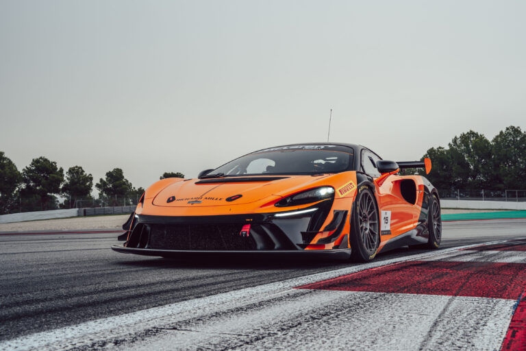 McLaren Motorsport confirma la alineación de pilotos de carreras GT de fábrica para 2026