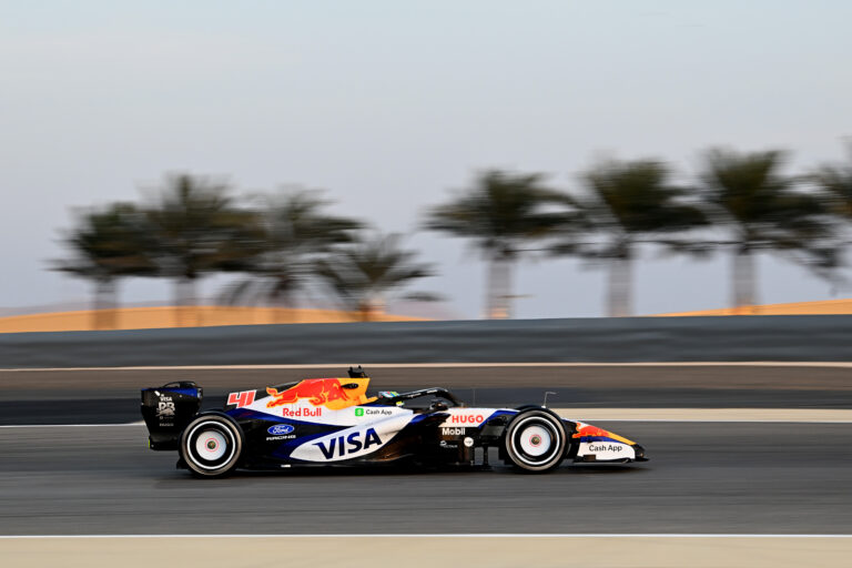 El equipo de Fórmula 1 Racing Bulls renueva su asociación con Visa Cash App