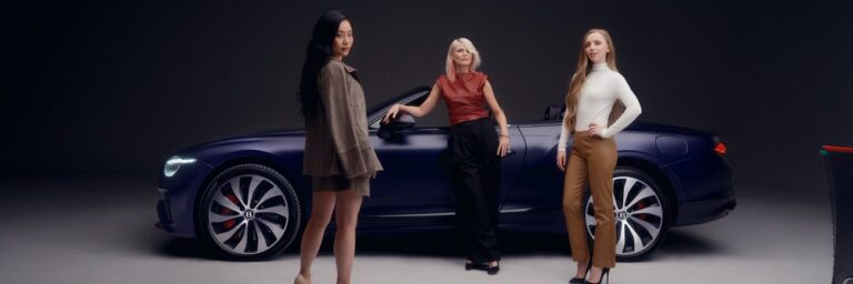 Mujeres extraordinarias componen su armonioso Bentley