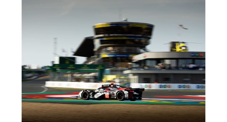El equipo PEUGEOT TOTALENERGIES demostro resilencia durante una edición particularmente exigente de las 24Hrs de LEMANS