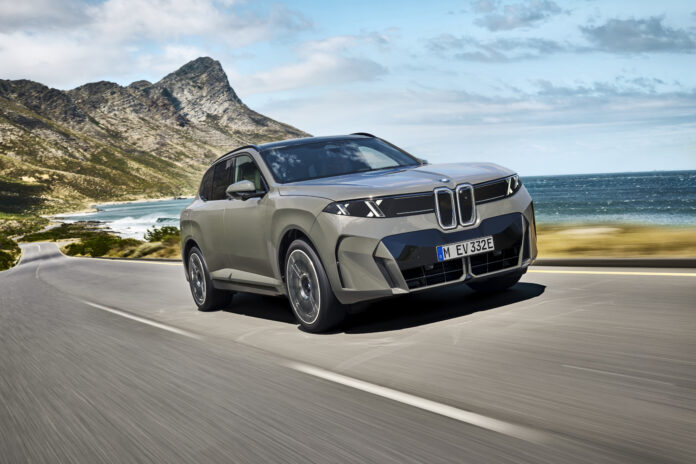 P90645967_highRes_bmw-ix5-60-xdrive-06